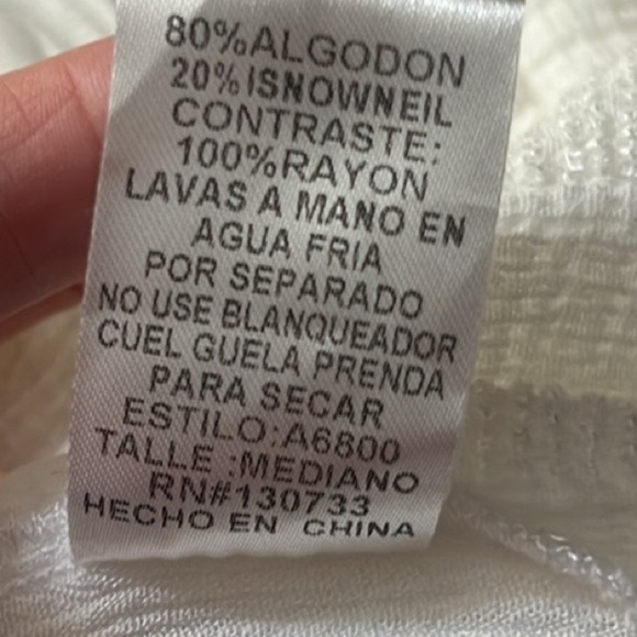 Umgee,Textured Natural White,Top,Cotton Chenille Blend,Button-Front Size Medium - Picture 10 of 14